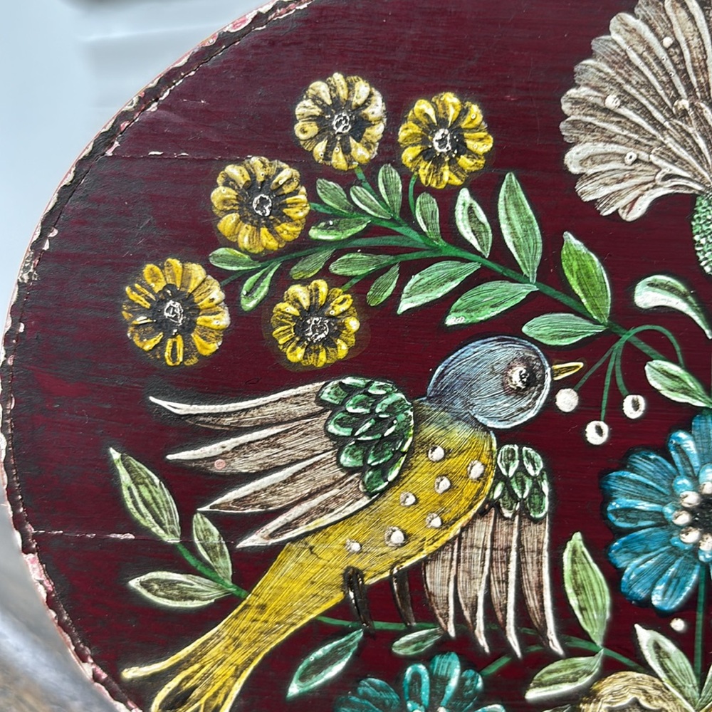 Vintage oval wood box, burgundy, hand painted, birds, flowers, PA Dutch?German? - Picture 2 of 9